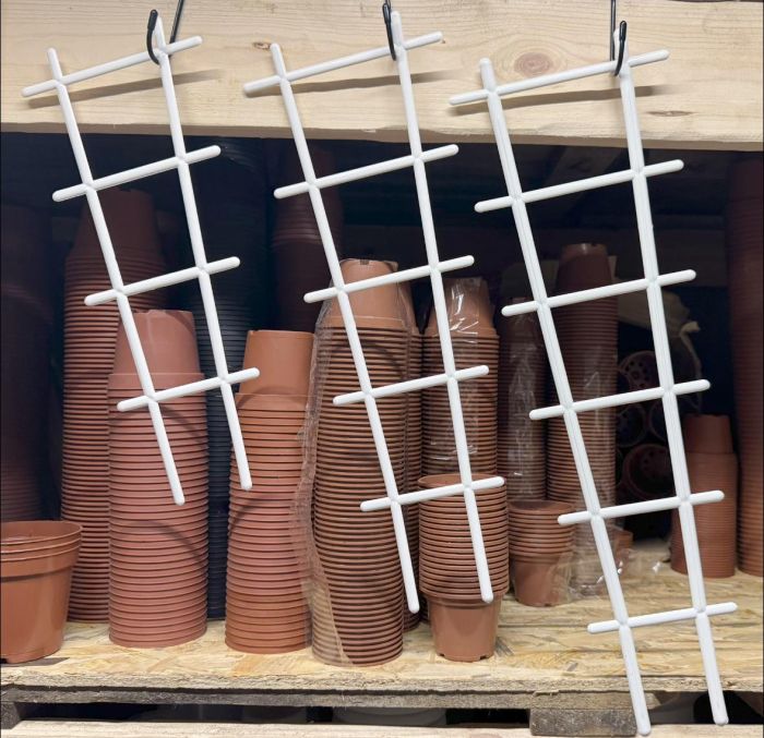 Драбинка для підтримки рослин